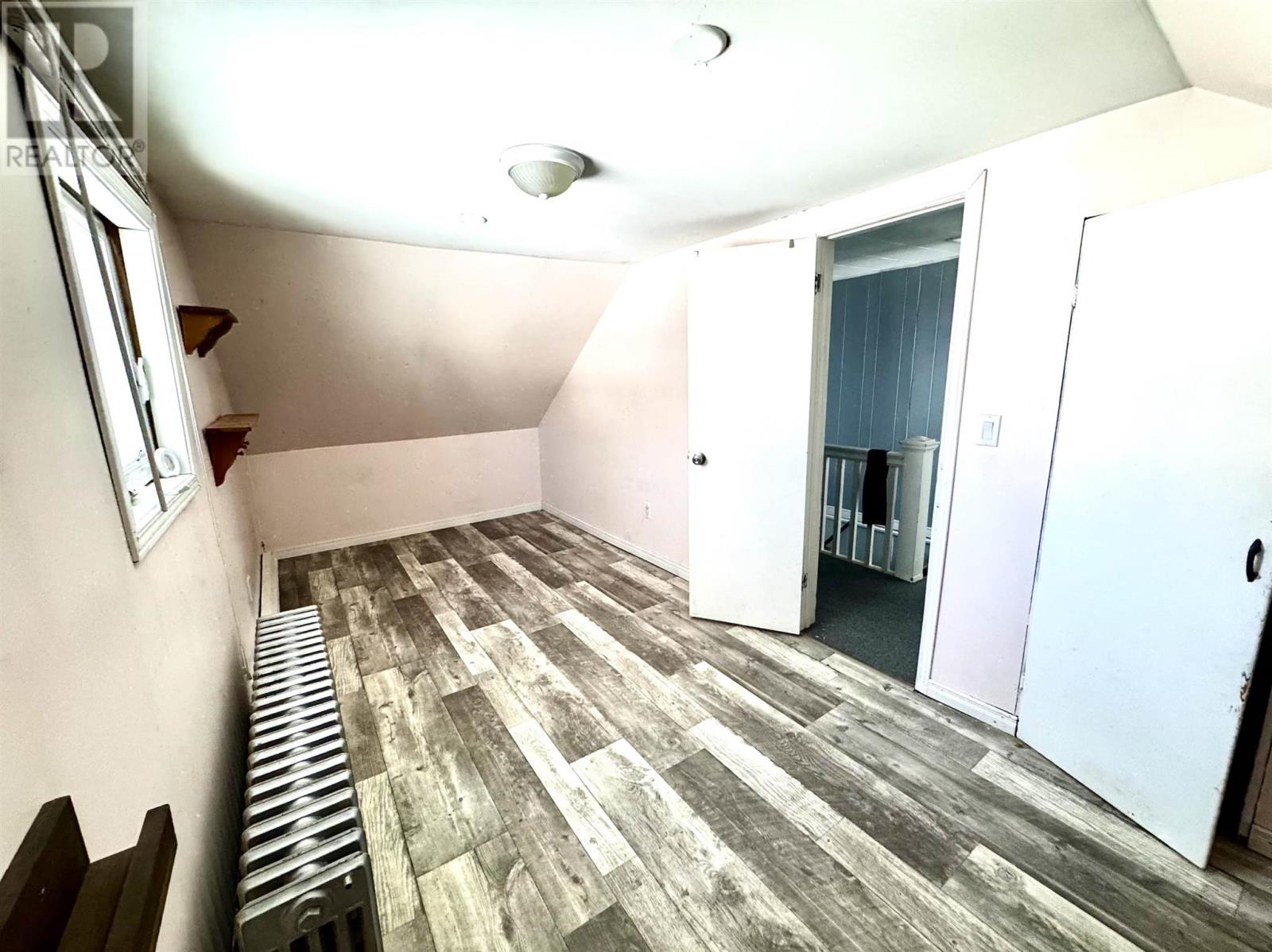 124 Third Ave, Hornepayne, Ontario P0M 1Z0 - Photo 21 - SM260613