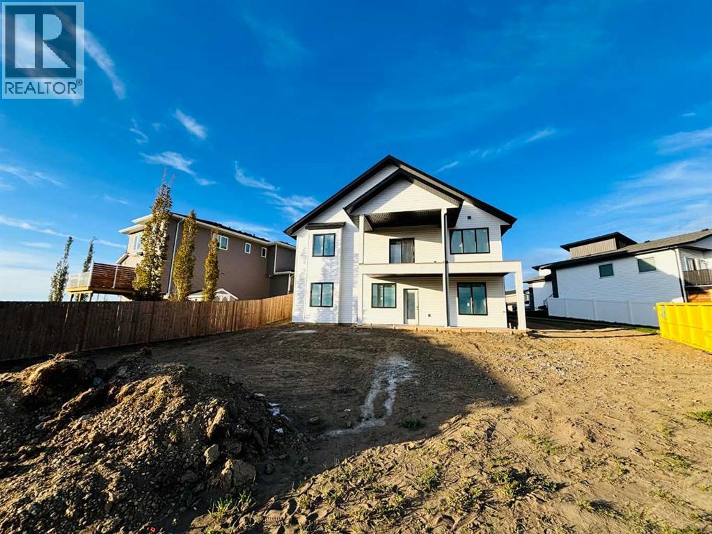 37 Maclean Close, Blackfalds, Alberta  T4M 0H4 - Photo 3 - A2304807