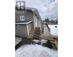 19 Forest Road