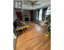 19 Forest Road