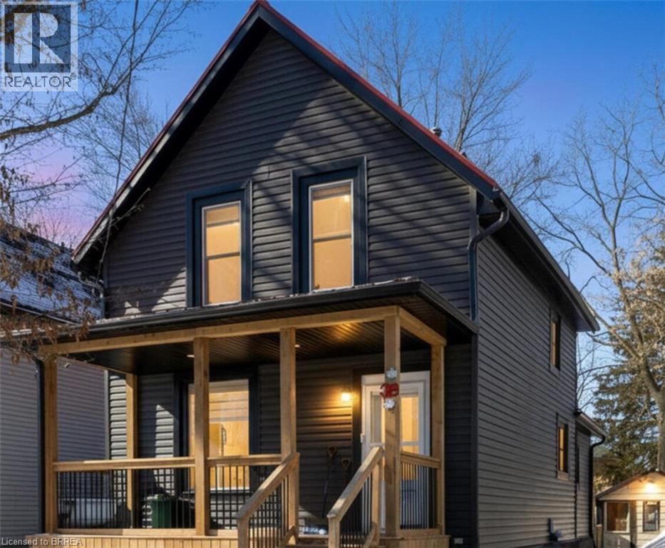 38 Mowat Street, Stratford, Ontario  N5A 2B7 - Photo 2 - 40833086