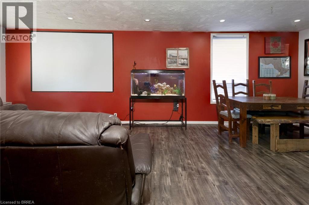 38 Mowat Street, Stratford, Ontario  N5A 2B7 - Photo 7 - 40833086