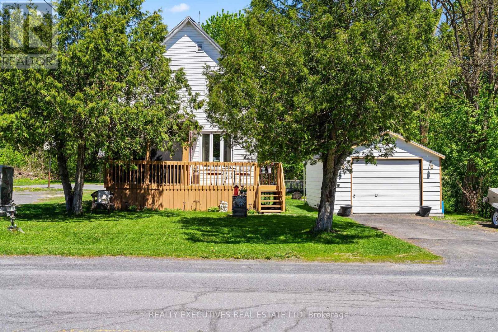 2805 County 30 Road, North Glengarry, Ontario K0C 1A0 - Photo 2 - X13168460