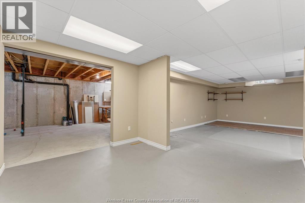 2035 Morningstar Avenue, Windsor, Ontario N8P 1W5 - Photo 21 - 26011909