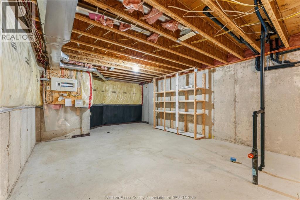 2035 Morningstar Avenue, Windsor, Ontario N8P 1W5 - Photo 23 - 26011909