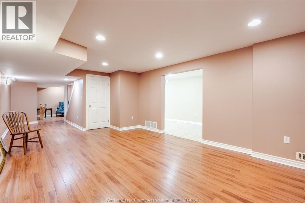 1239 Radcliff, Windsor, Ontario  N8P 1P2 - Photo 32 - 26011643