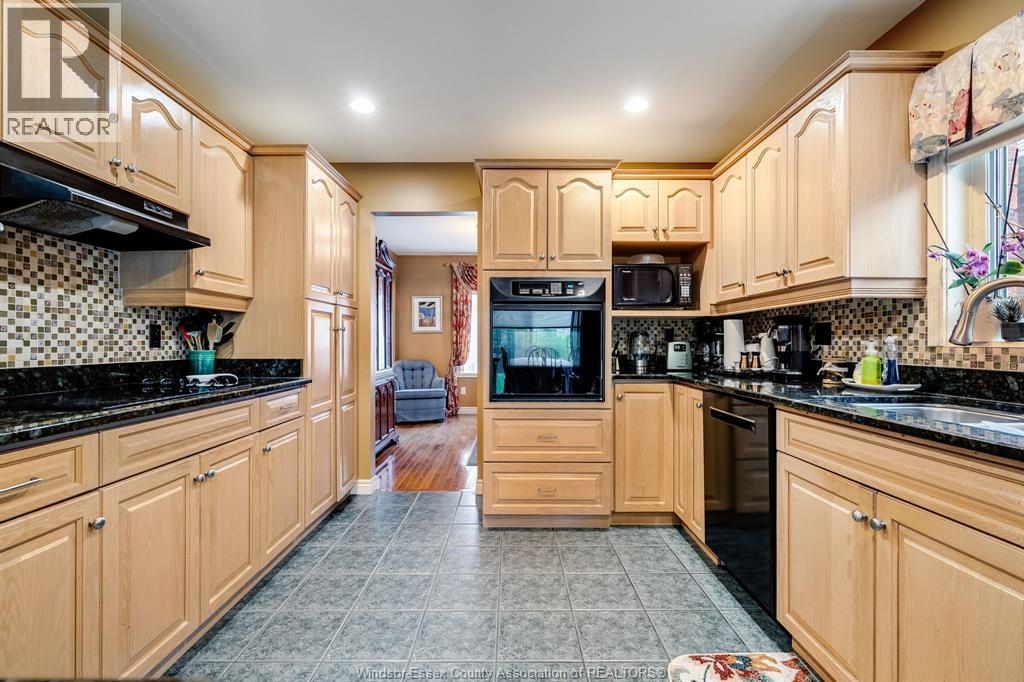 1239 Radcliff, Windsor, Ontario  N8P 1P2 - Photo 8 - 26011643