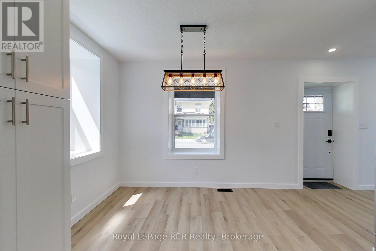 563 7th Avenue, Hanover, Ontario  N4N 2J8 - Photo 16 - X13168418