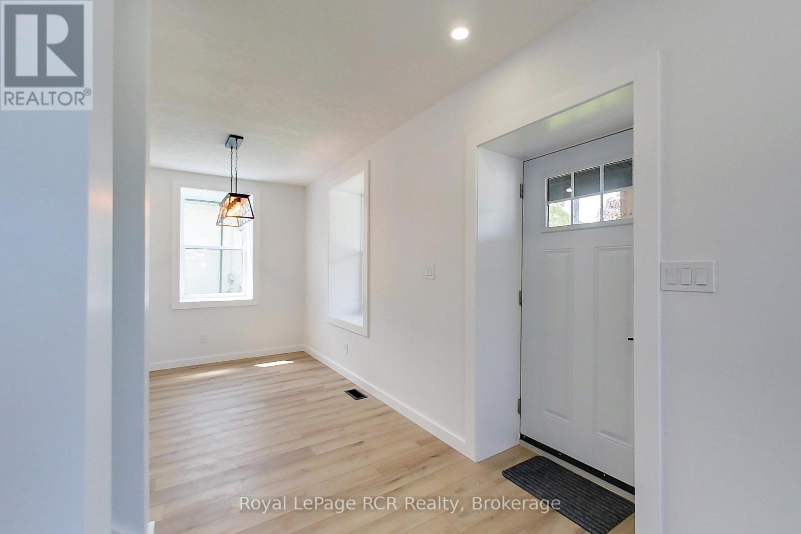 563 7th Avenue, Hanover, Ontario  N4N 2J8 - Photo 17 - X13168418