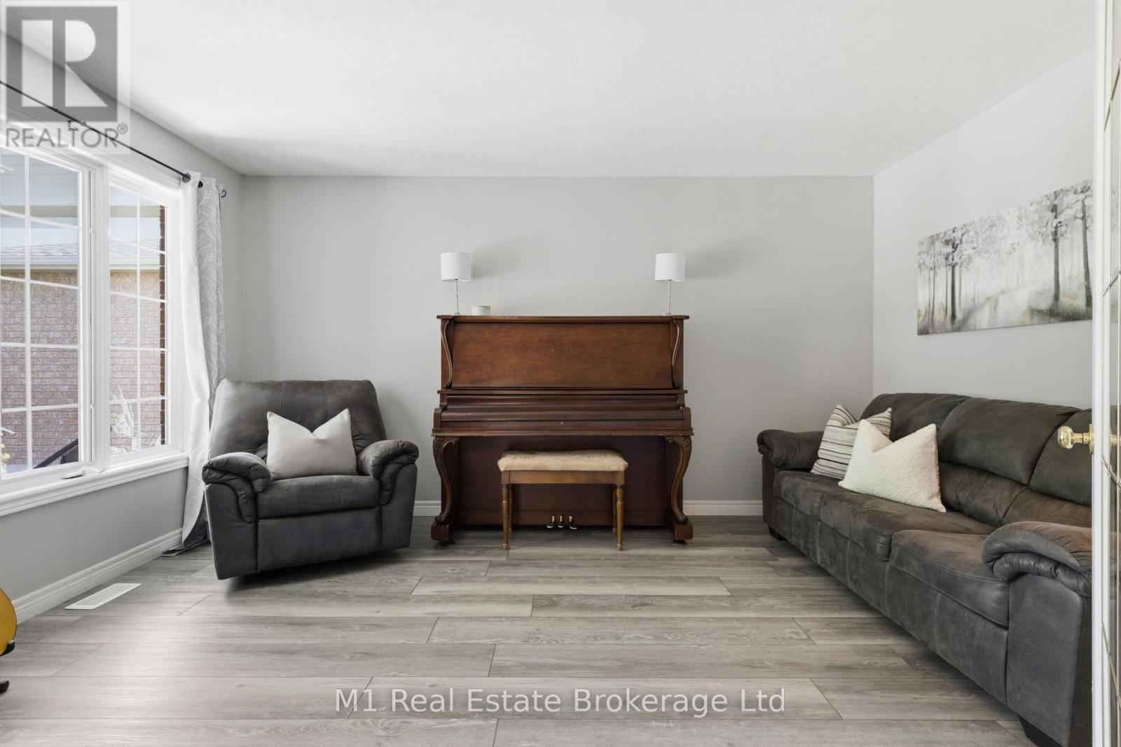 80 Country Club Drive, Cambridge, Ontario  N1T 1Z8 - Photo 11 - X13168450