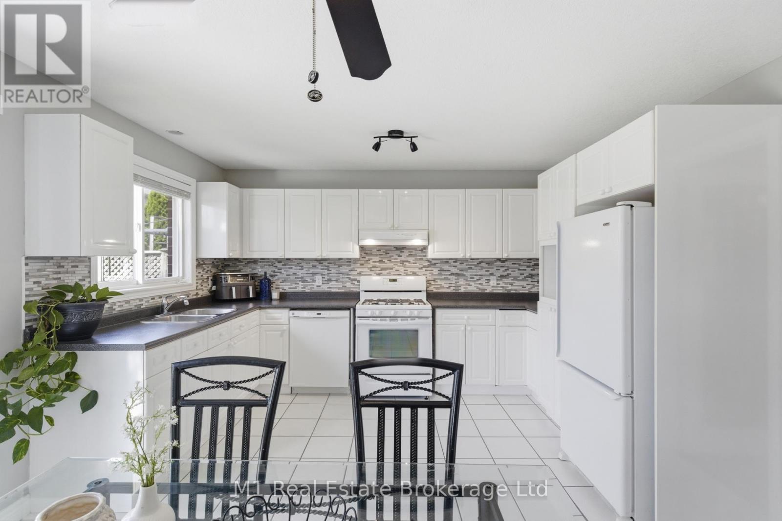80 Country Club Drive, Cambridge, Ontario  N1T 1Z8 - Photo 19 - X13168450