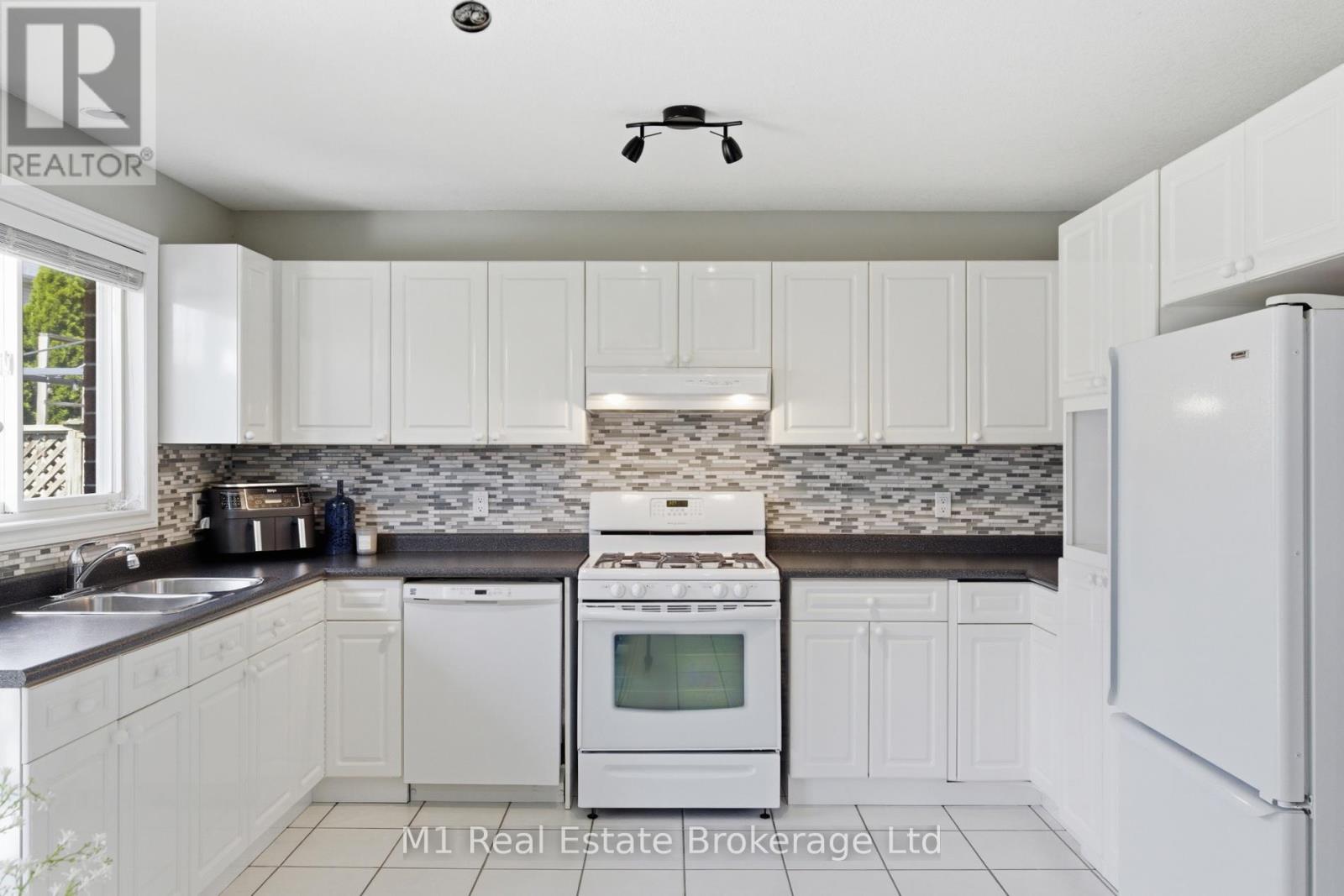 80 Country Club Drive, Cambridge, Ontario  N1T 1Z8 - Photo 20 - X13168450