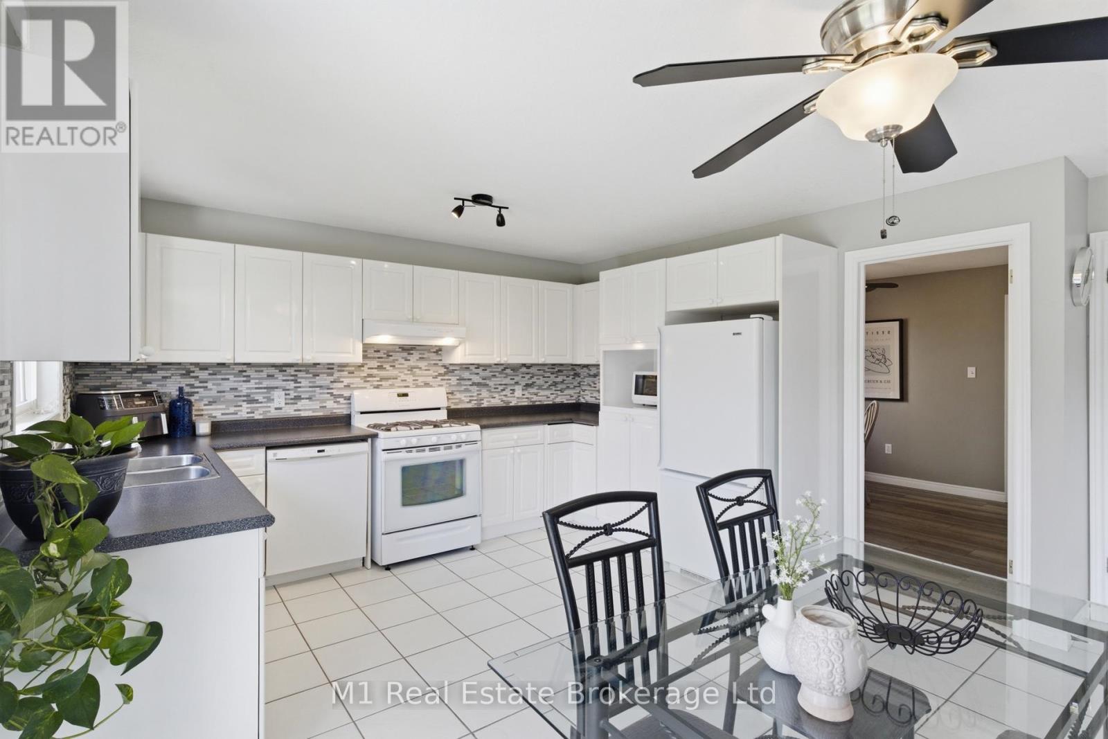 80 Country Club Drive, Cambridge, Ontario  N1T 1Z8 - Photo 21 - X13168450