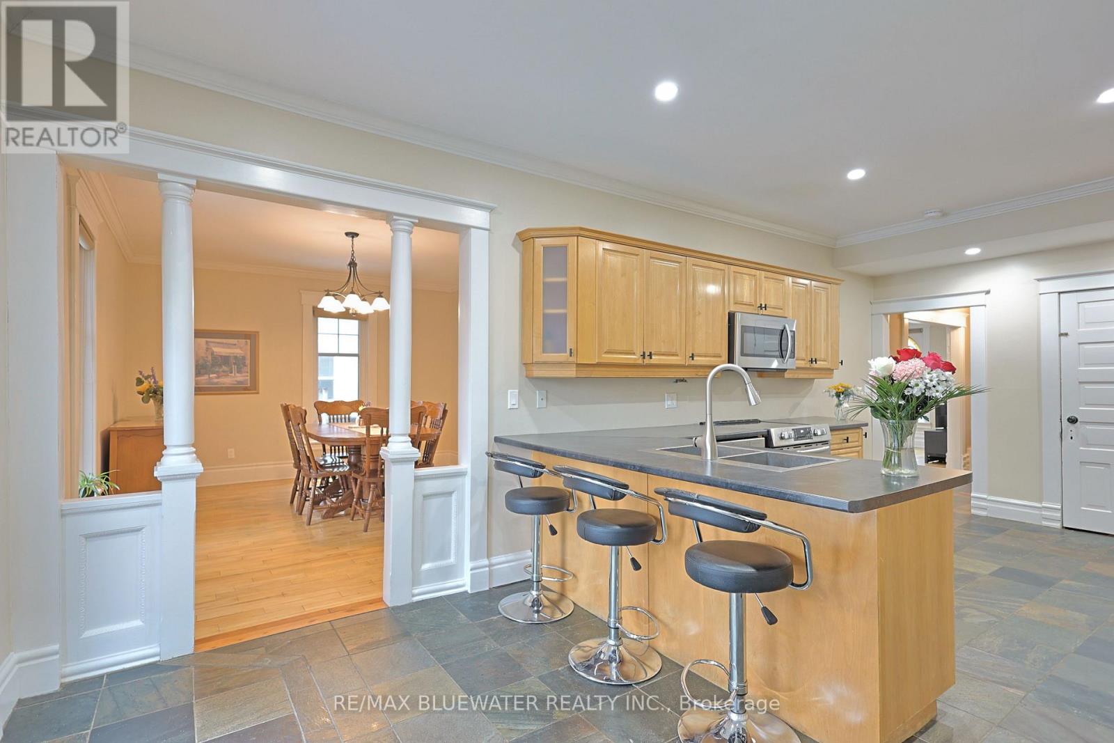 181 Parkhill Main Street, North Middlesex, Ontario  N0M 2K0 - Photo 19 - X13168400