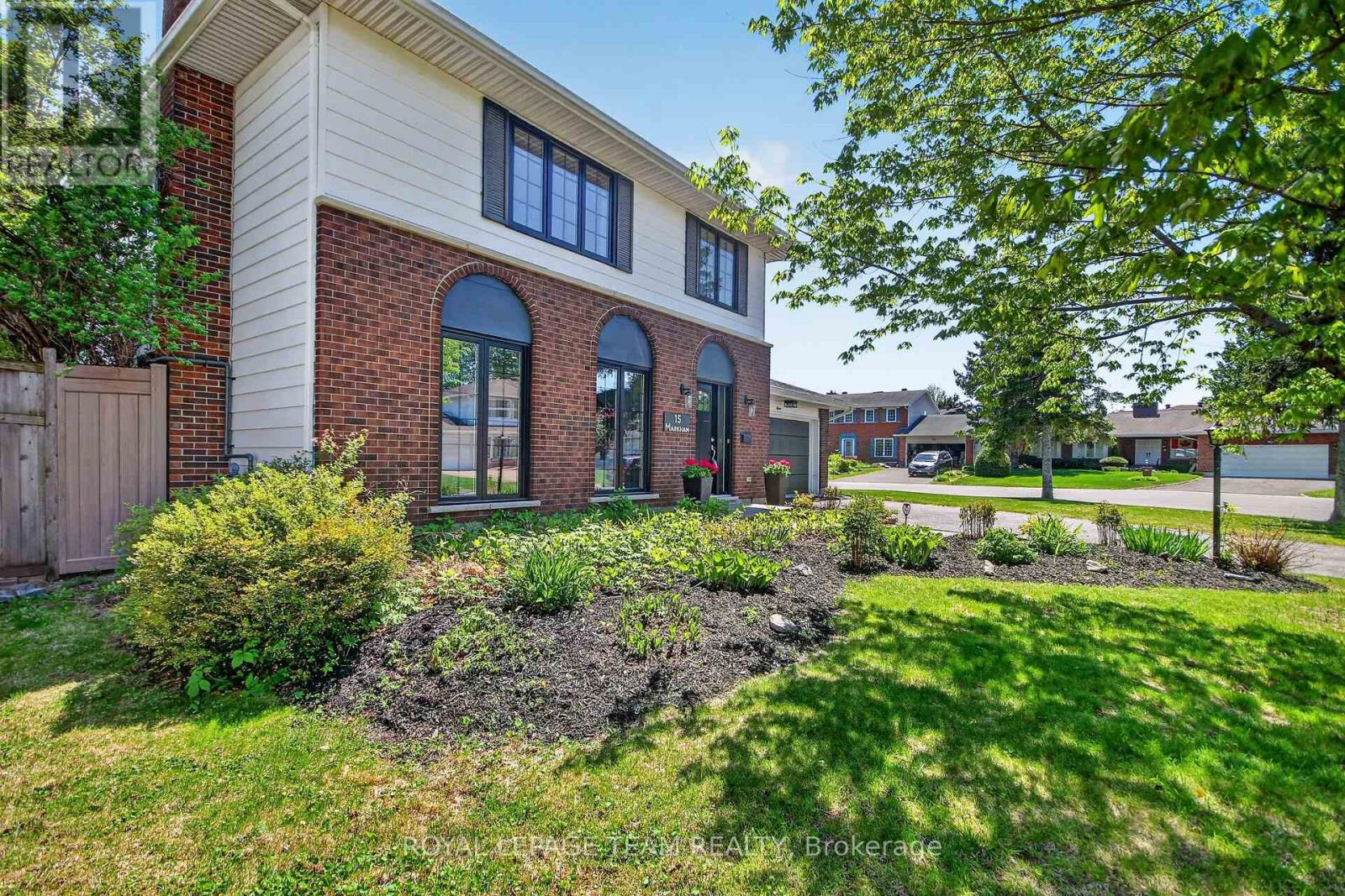 15 Markham Avenue, Ottawa, Ontario  K2G 3Z1 - Photo 3 - X13168416