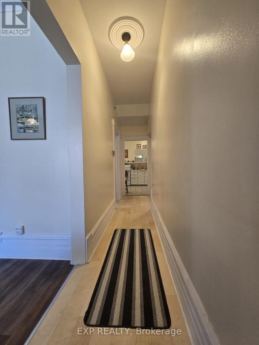 356 Gilmour Street, Ottawa, Ontario  K2P 0R3 - Photo 2 - X13168472