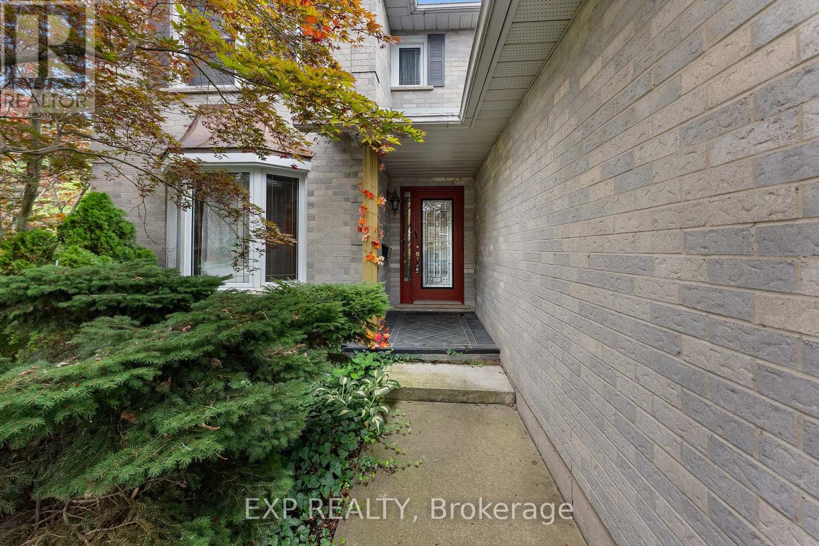 3 Briarsdale Crescent, Welland, Ontario  L3C 6R7 - Photo 2 - X13168398