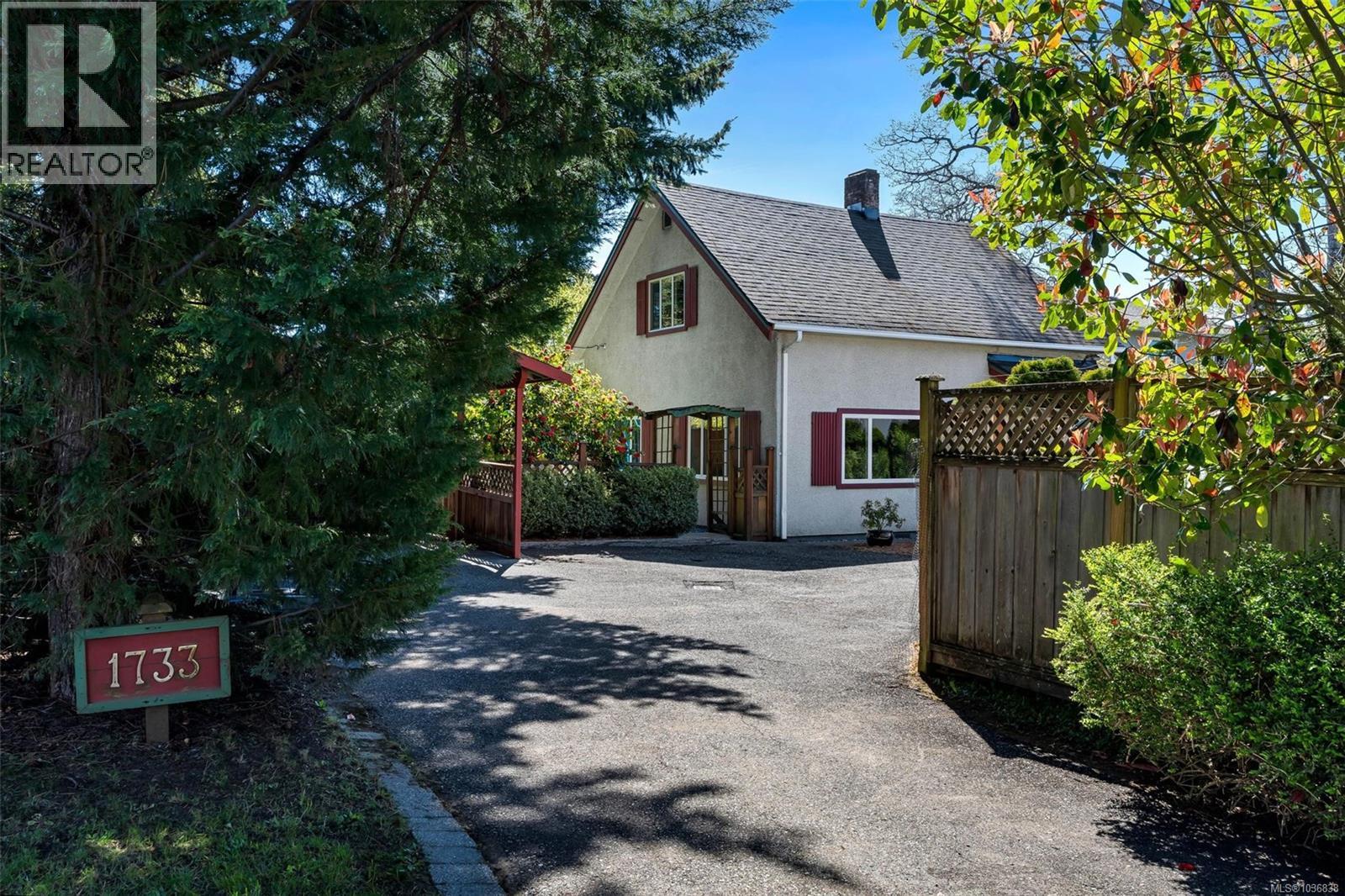 1733 Feltham Rd, Saanich, British Columbia