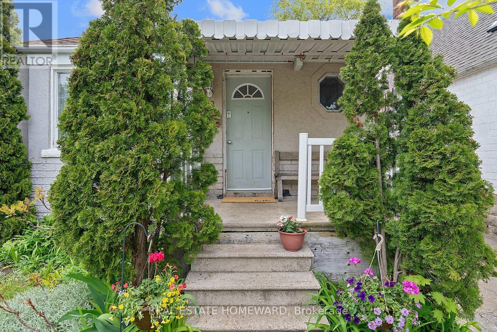59 Manderely Drive, Toronto, Ontario  M1N 3G1 - Photo 3 - E13168396