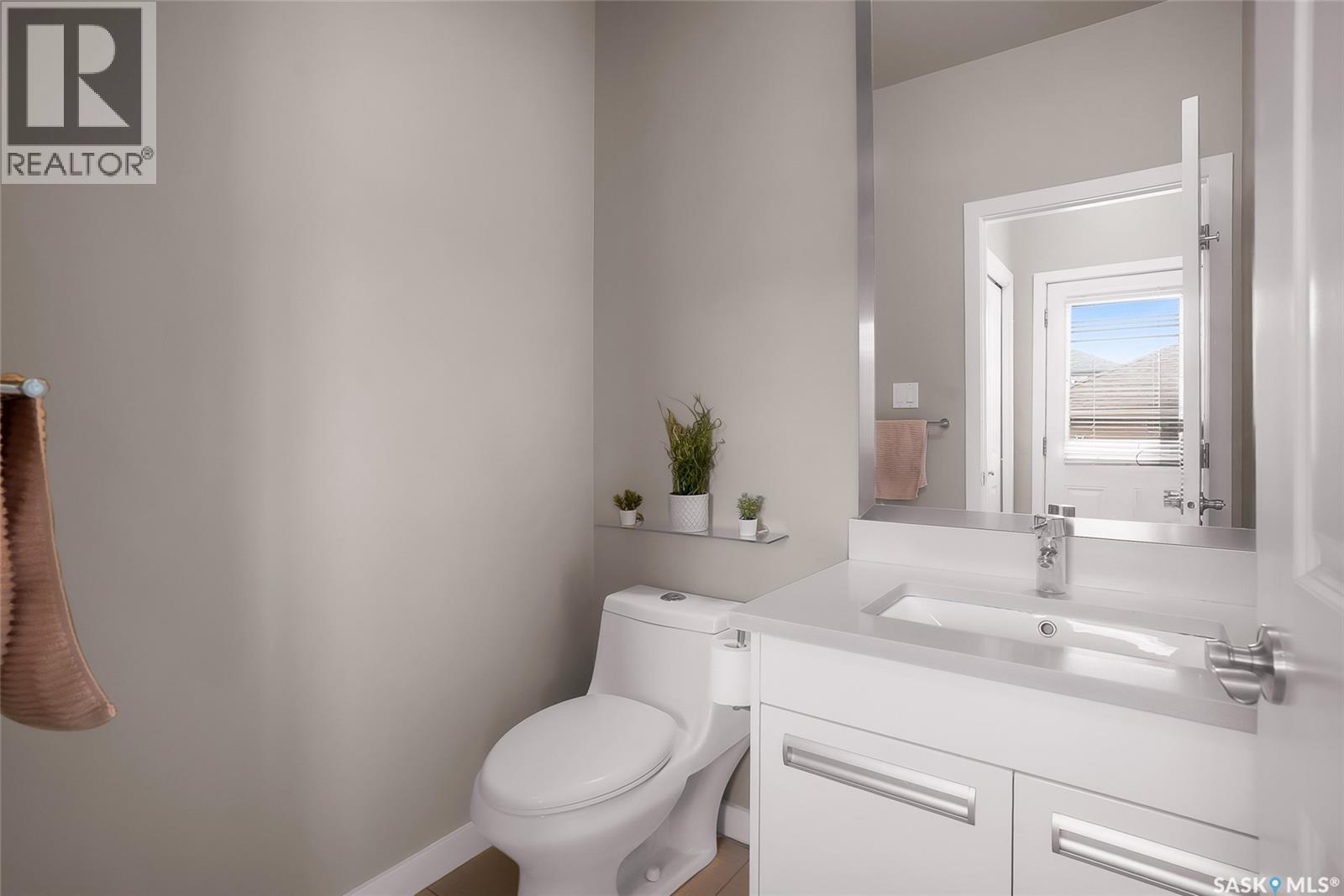 934 Stonebridge Common, Saskatoon, Saskatchewan  S7T 0N2 - Photo 18 - SK036995