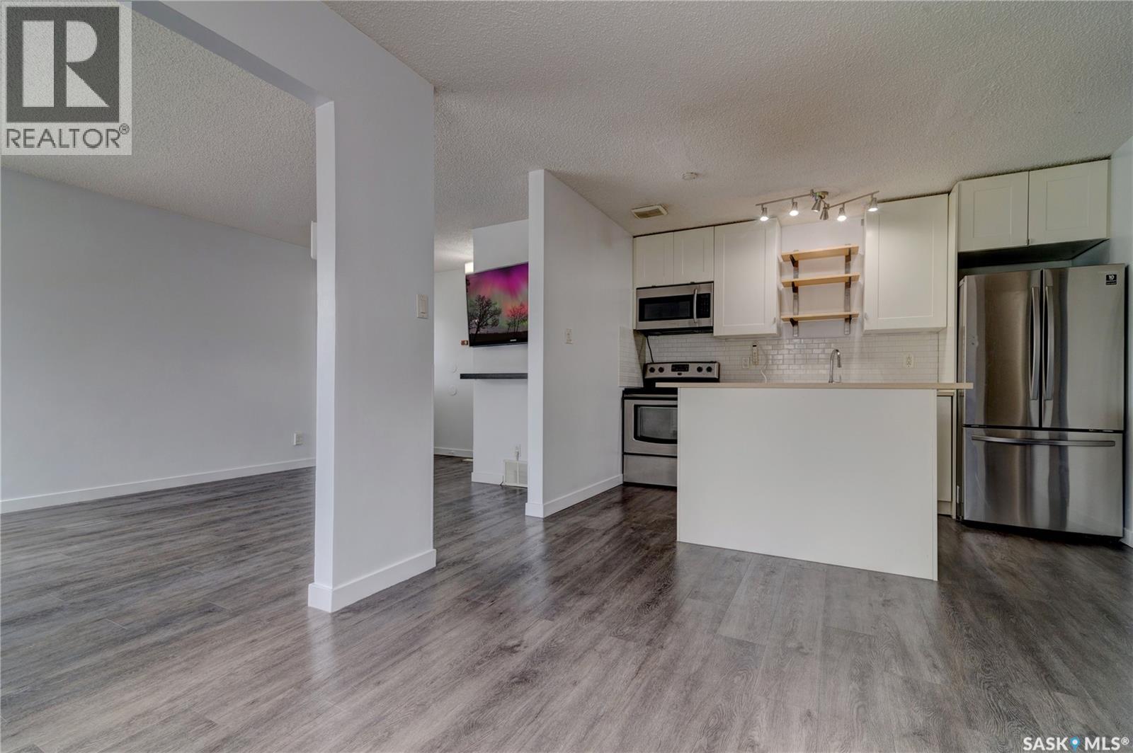 3 Hunt Crescent, Regina, Saskatchewan  S4N 5K7 - Photo 10 - SK036950