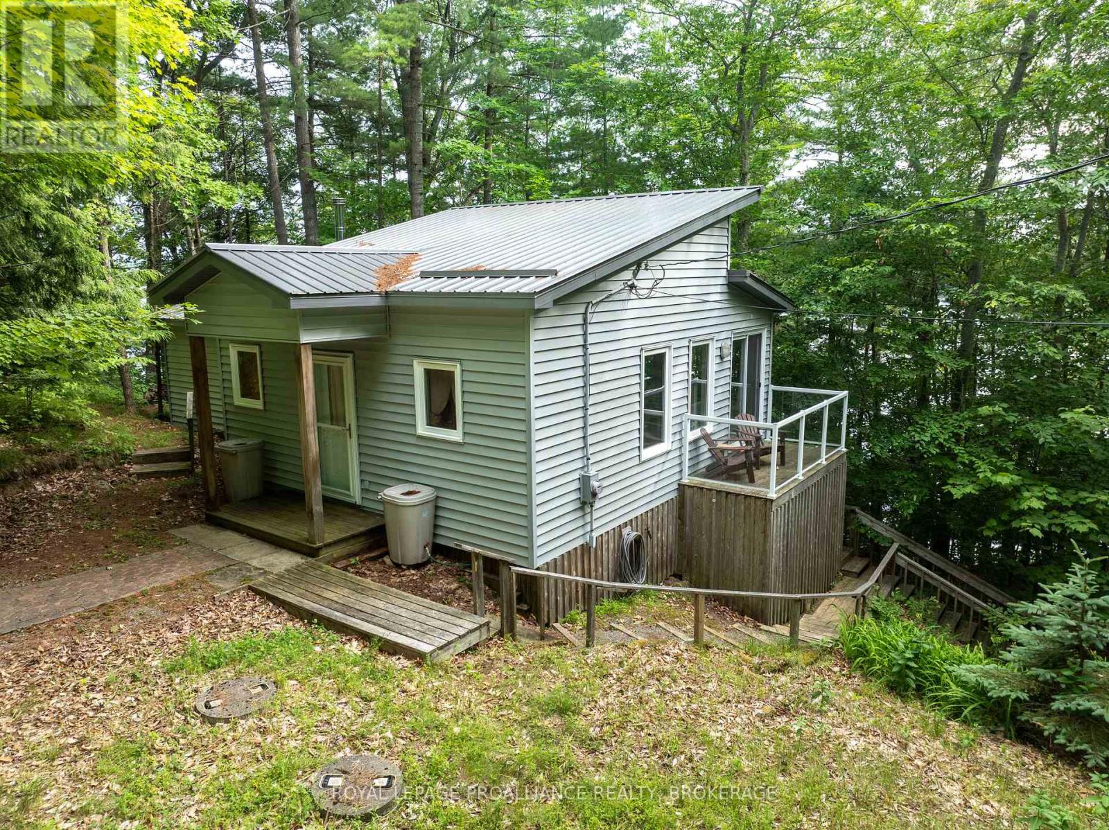 7 Scarlett Lane, Rideau Lakes, Ontario  K0G 1X0 - Photo 40 - X12934248