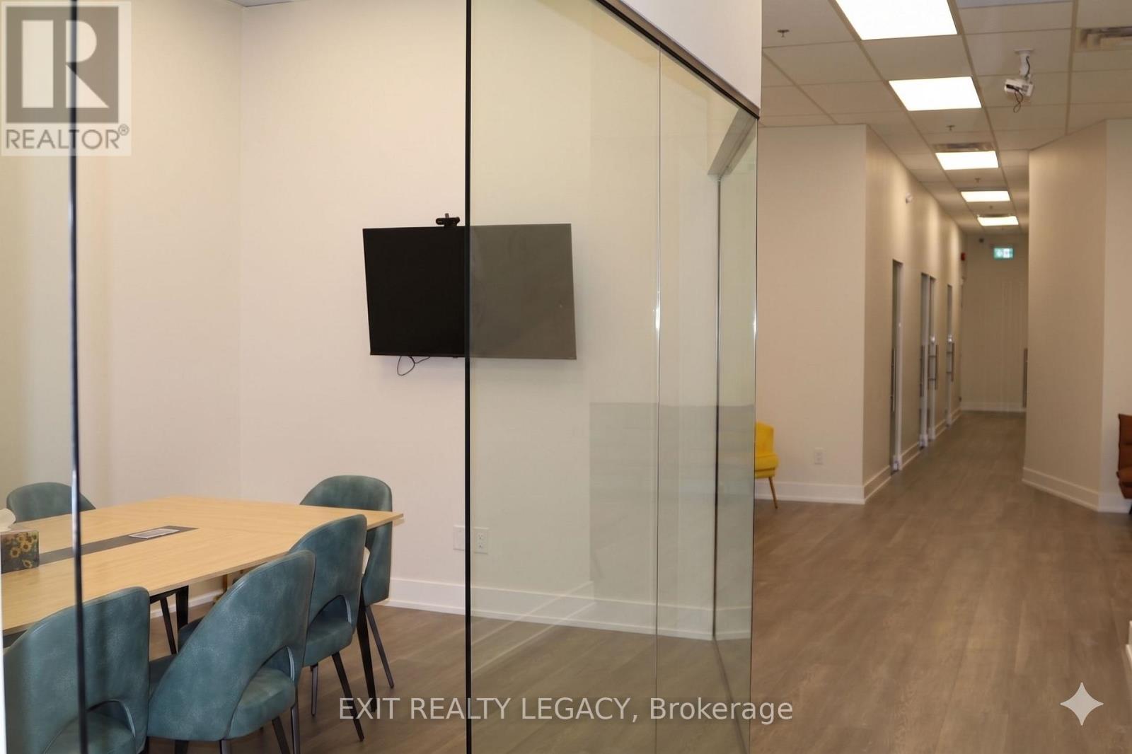 25 - 1450 Clark Avenue W, Vaughan, Ontario  L4J 7R5 - Photo 2 - N13168478