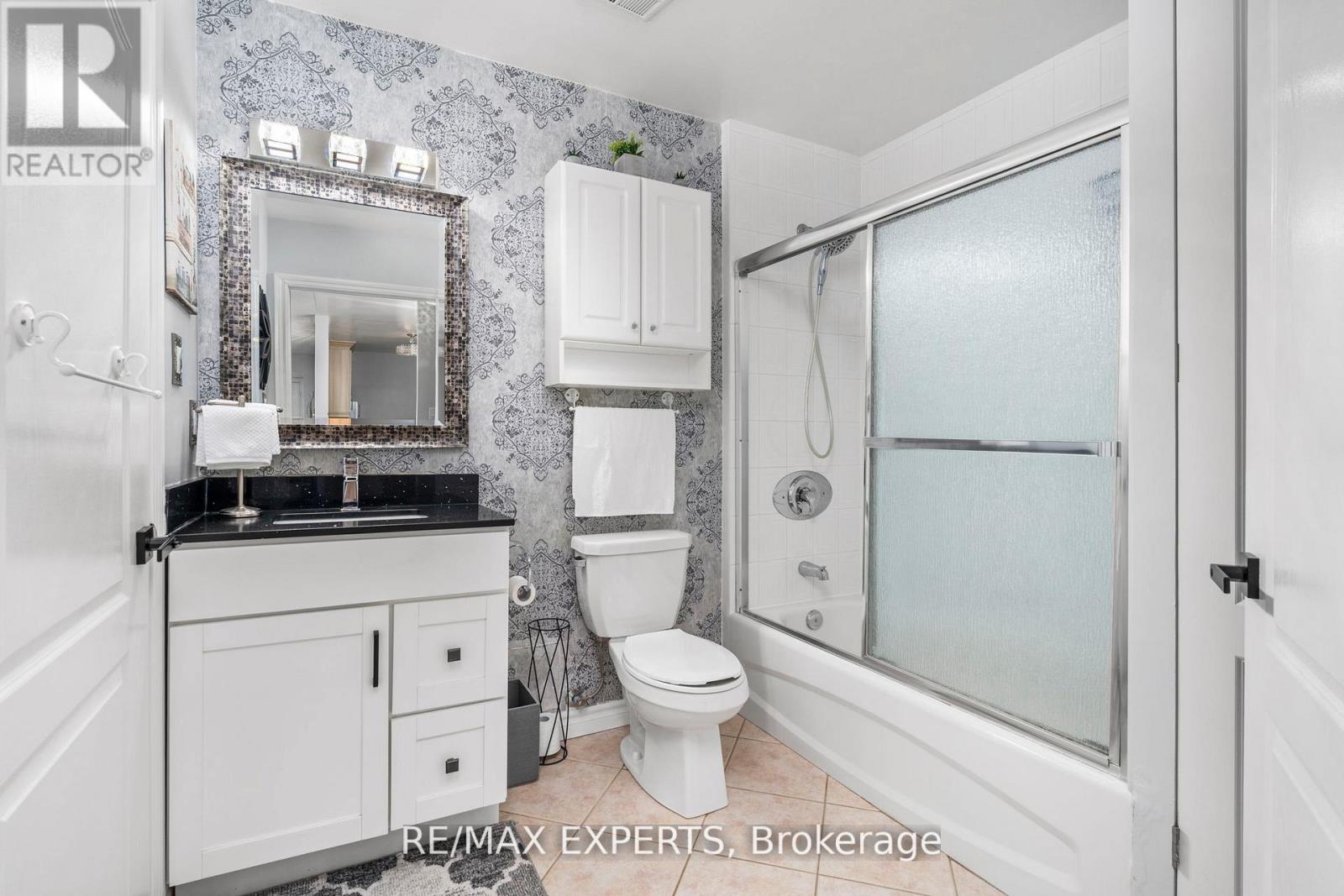 406 - 10 Dayspring Circle, Brampton, Ontario  L6P 1B9 - Photo 18 - W13053040