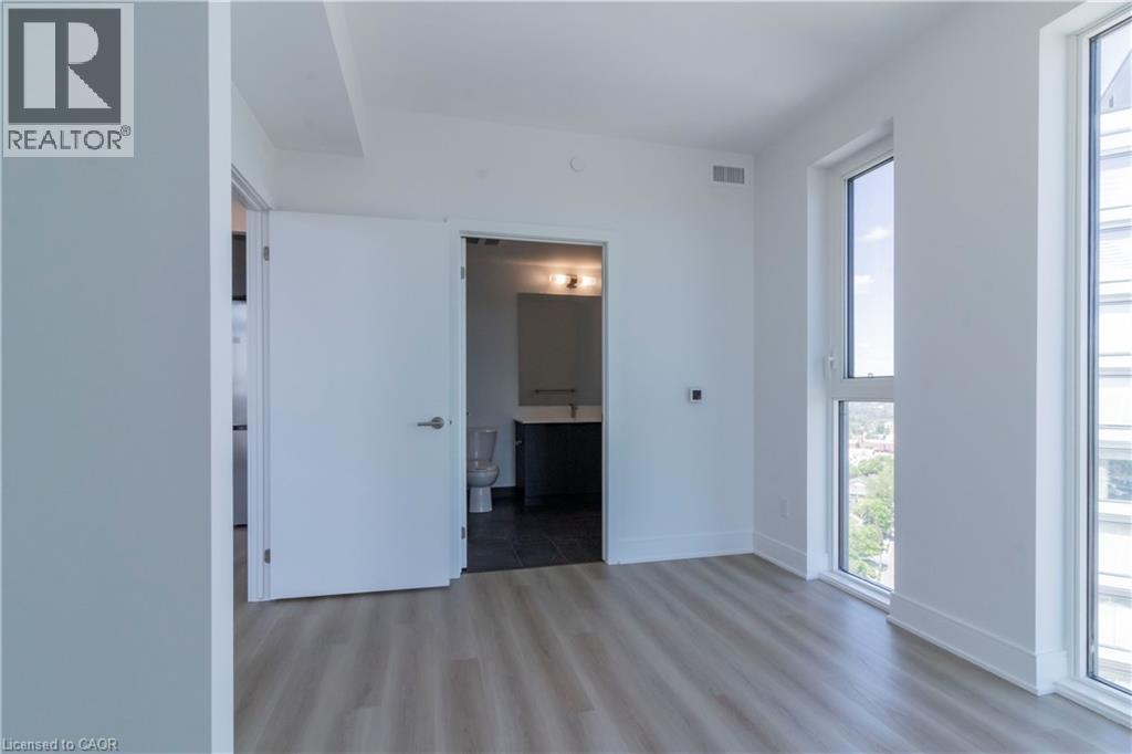 25 Wellington Street S Unit# 2710, Kitchener, Ontario  N2G 0G5 - Photo 14 - 40831366