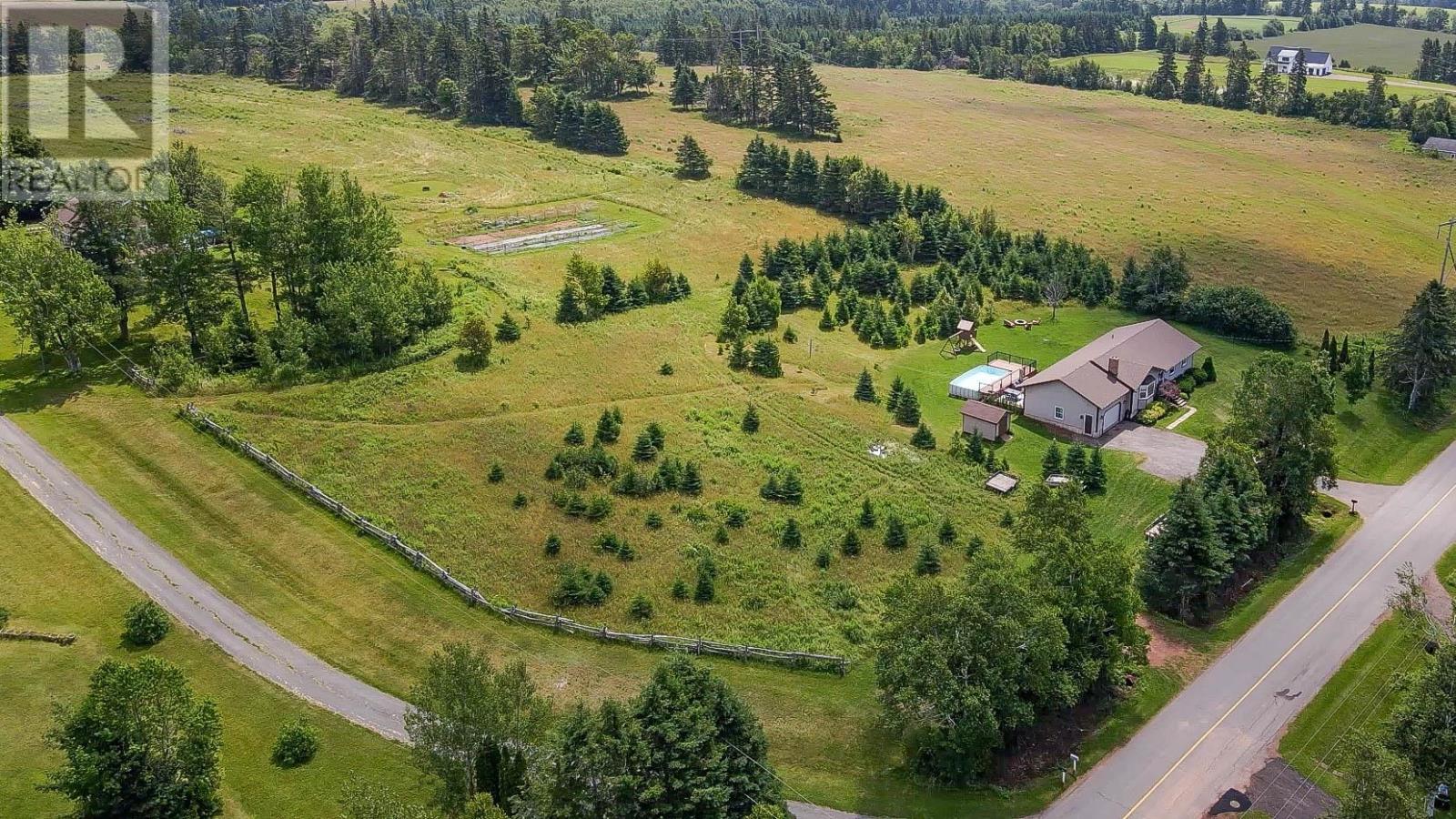 1900 Clarkin Road, Emyvale, Prince Edward Island  C0A 1Y0 - Photo 9 - 202611976