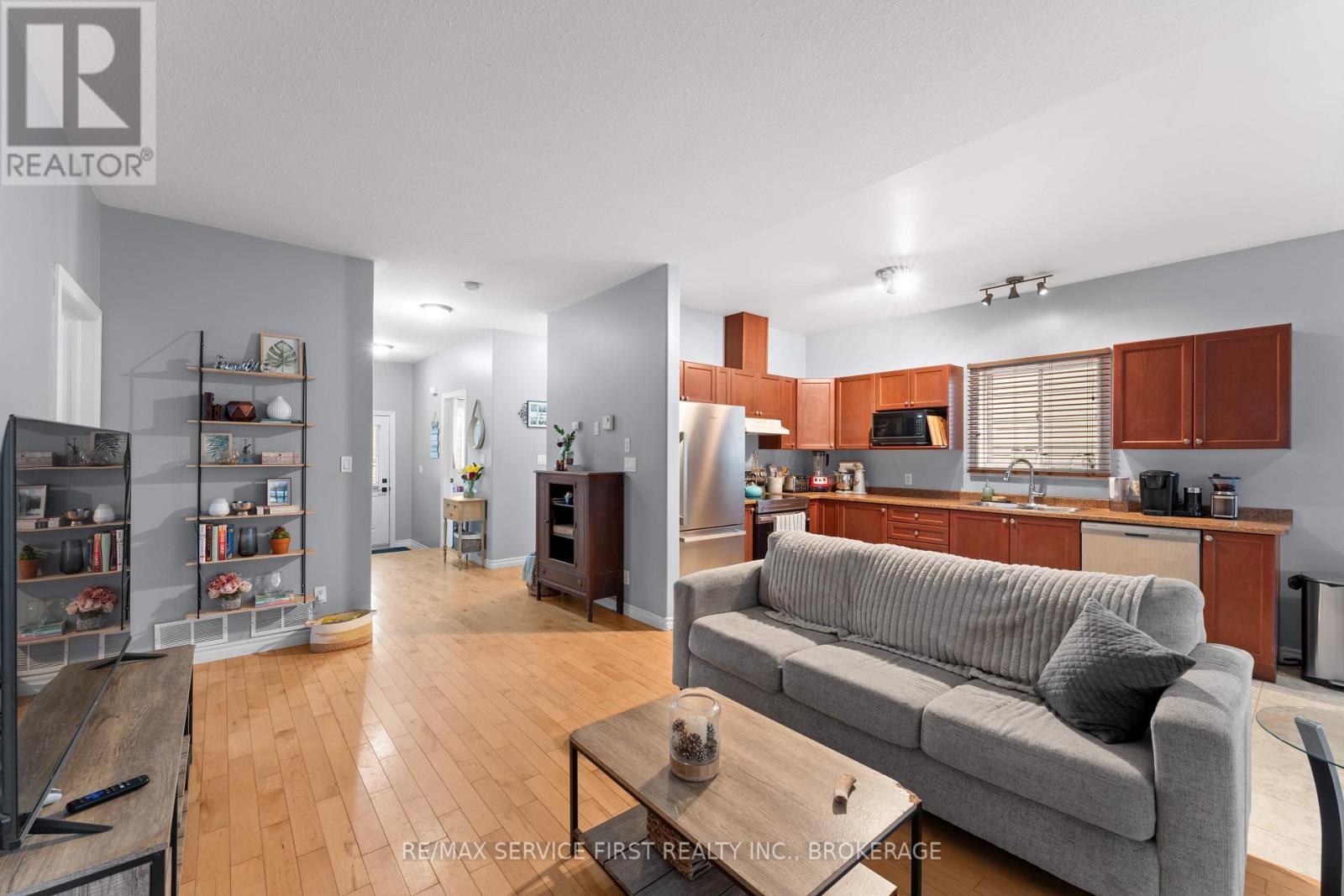 151 Kildare Avenue, Loyalist, Ontario  K7N 1Z9 - Photo 9 - X13168410