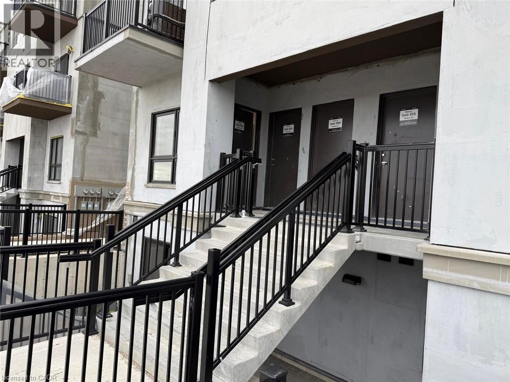 25 Palace Street Unit# Q2, Kitchener, Ontario  N2E 0L2 - Photo 2 - 40833111