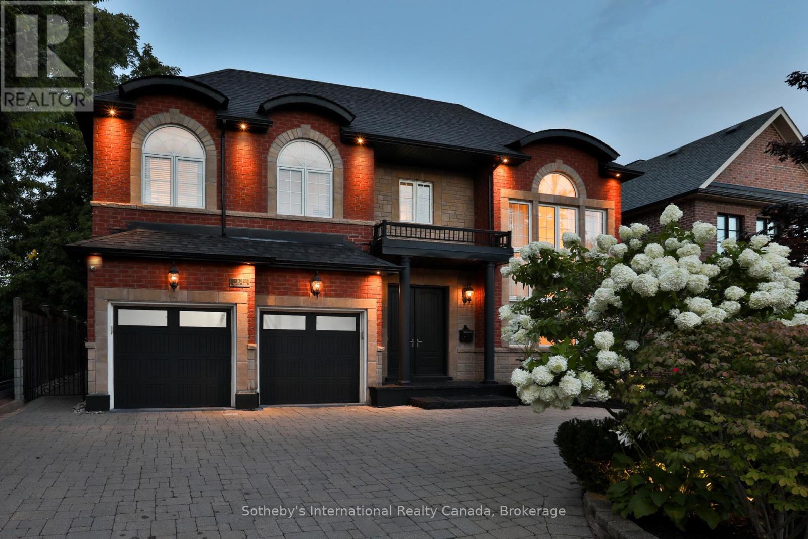 1437 ISLINGTON AVENUE, Toronto, Ontario
