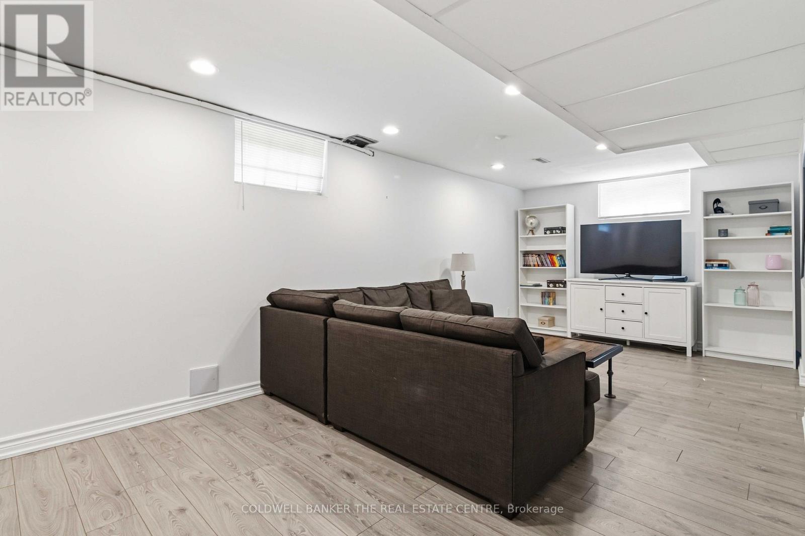42 Neilor Crescent, Toronto, Ontario  M9C 1K6 - Photo 41 - W13168428