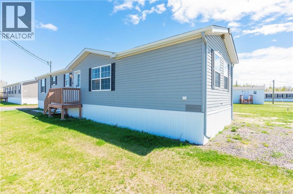 8 Frank Street, Bas Cap Pele, New Brunswick  E4N 0E6 - Photo 3 - NB140178