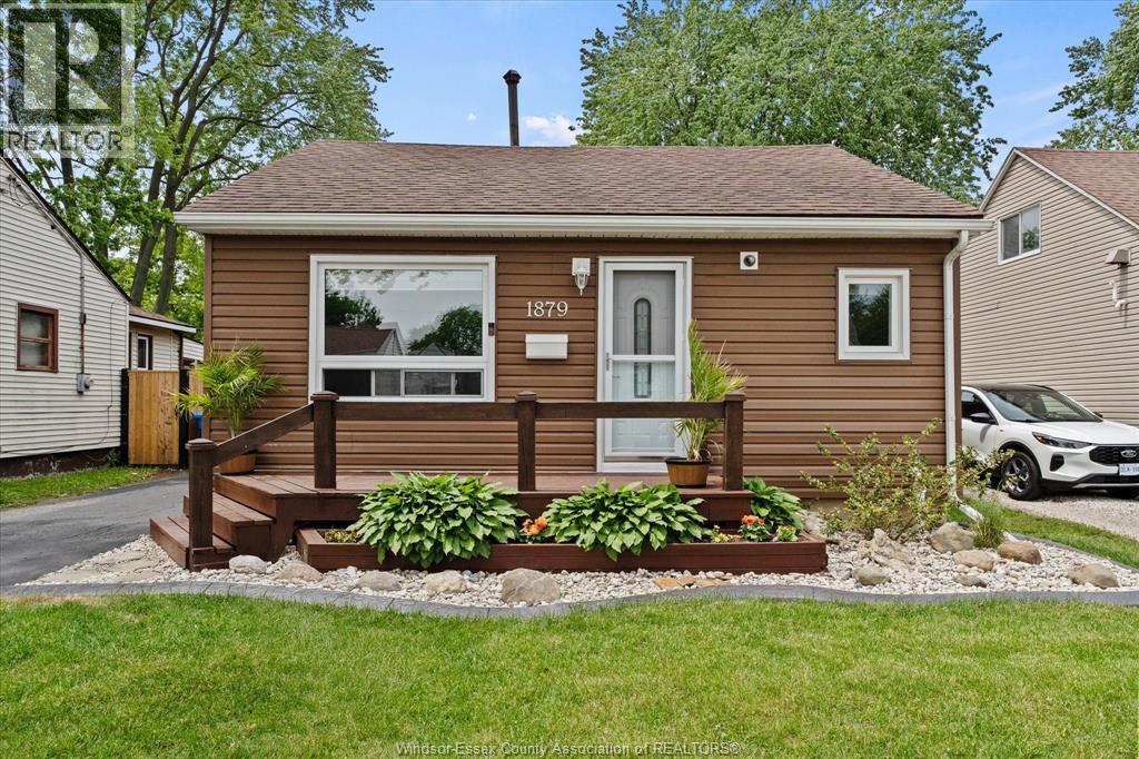 1879 AUBIN ROAD, Windsor, Ontario