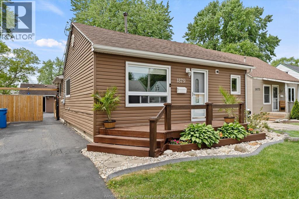 1879 Aubin Road, Windsor, Ontario N8W 4L1 - Photo 2 - 26011886