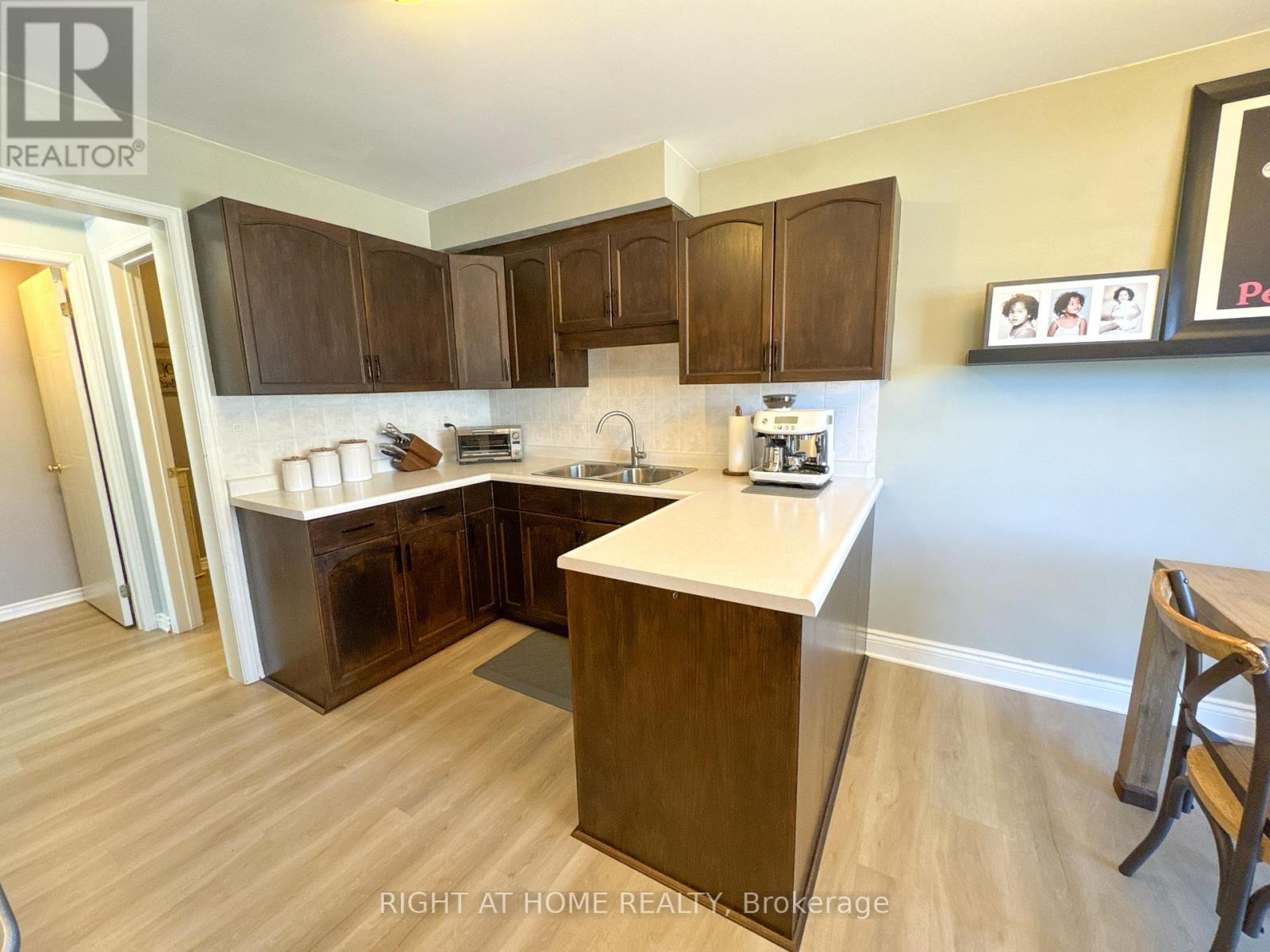 105 Summers Drive, Thorold, Ontario  L2V 5A1 - Photo 15 - X13168434
