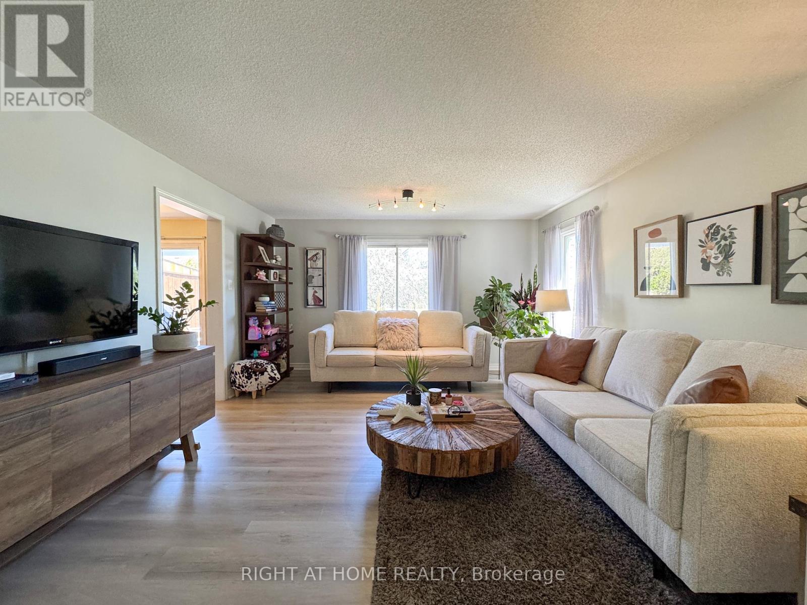 105 Summers Drive, Thorold, Ontario  L2V 5A1 - Photo 8 - X13168434