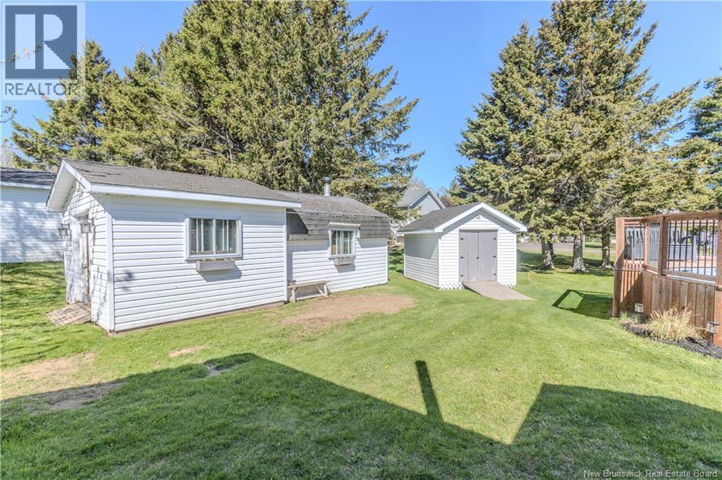 21 Champlain, Bouctouche, New Brunswick  E4S 2Y7 - Photo 38 - NB133191