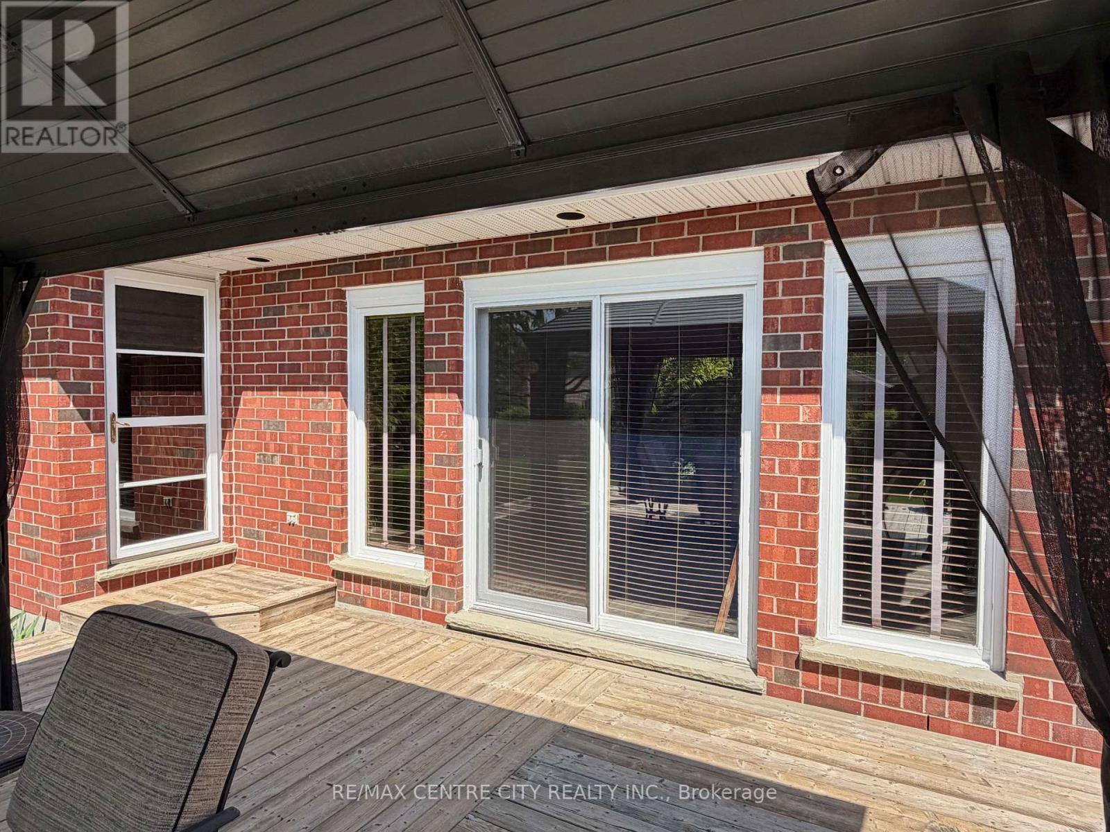 31 Cavanaugh Crescent, St. Thomas, Ontario  N5R 5Y6 - Photo 11 - X13168602