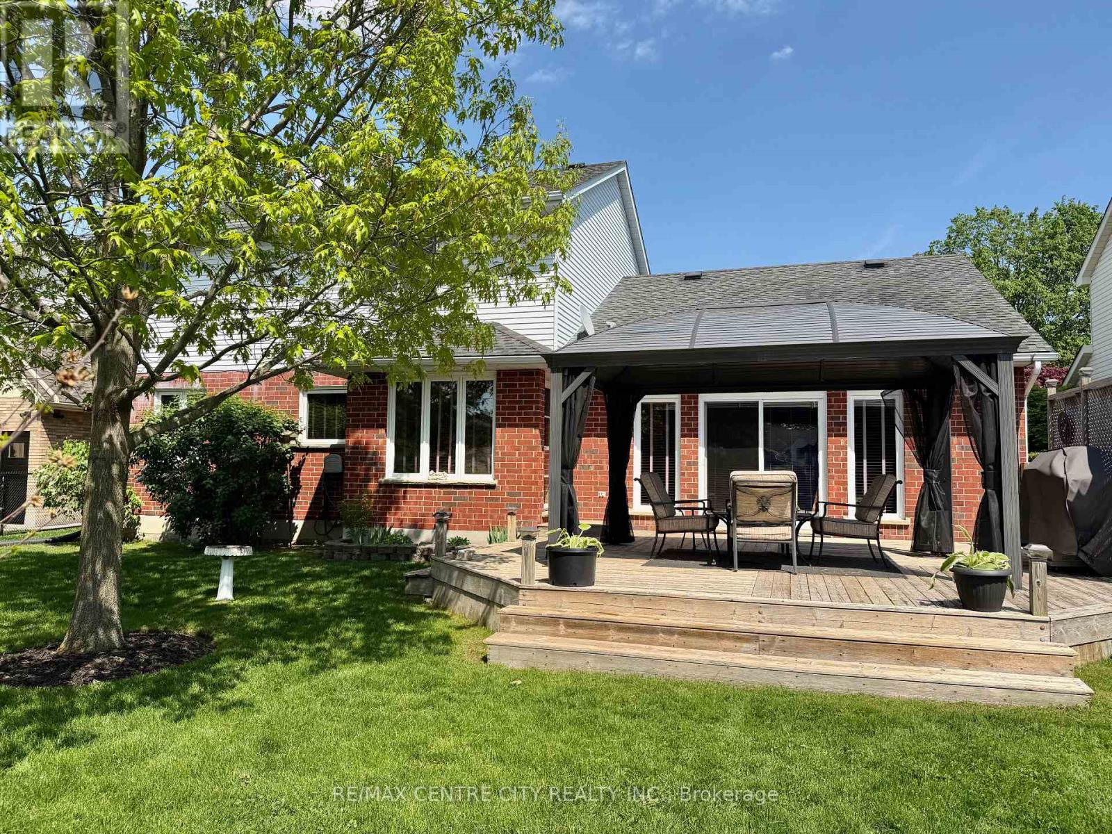 31 Cavanaugh Crescent, St. Thomas, Ontario  N5R 5Y6 - Photo 8 - X13168602