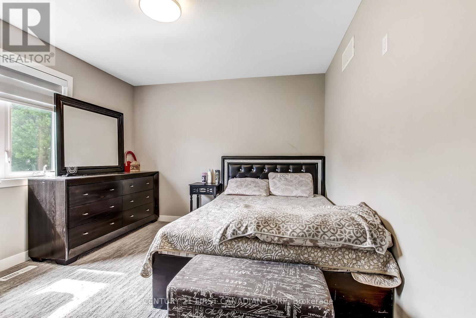 986 Loft Court, London North, Ontario  N6G 0J9 - Photo 22 - X13168616
