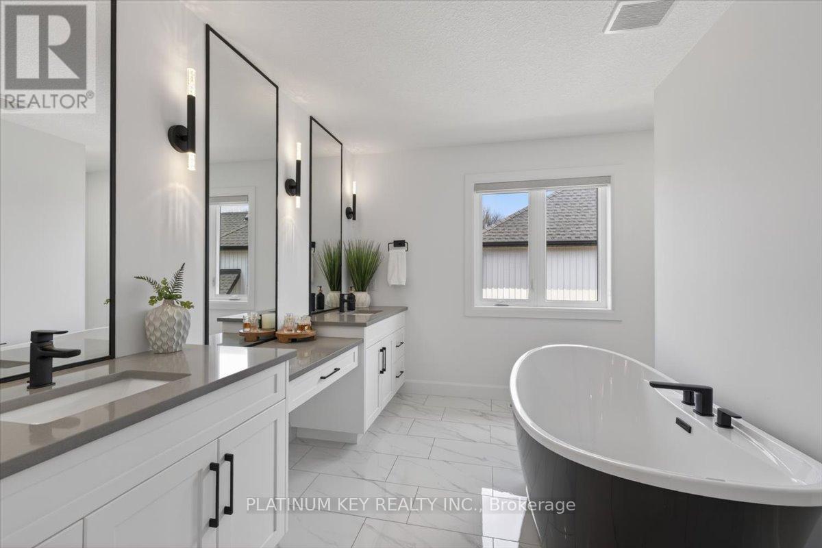 124 Optimist Drive, Southwold, Ontario  N5P 0G2 - Photo 24 - X13168638