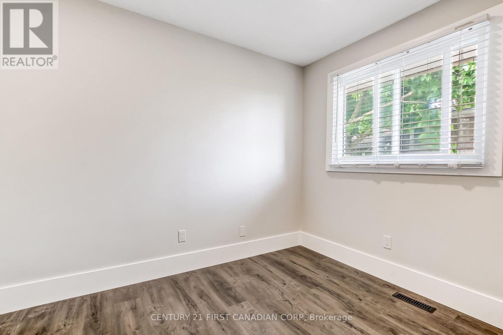 20 Renny Crescent, London South, Ontario  N6E 2C5 - Photo 17 - X13168640