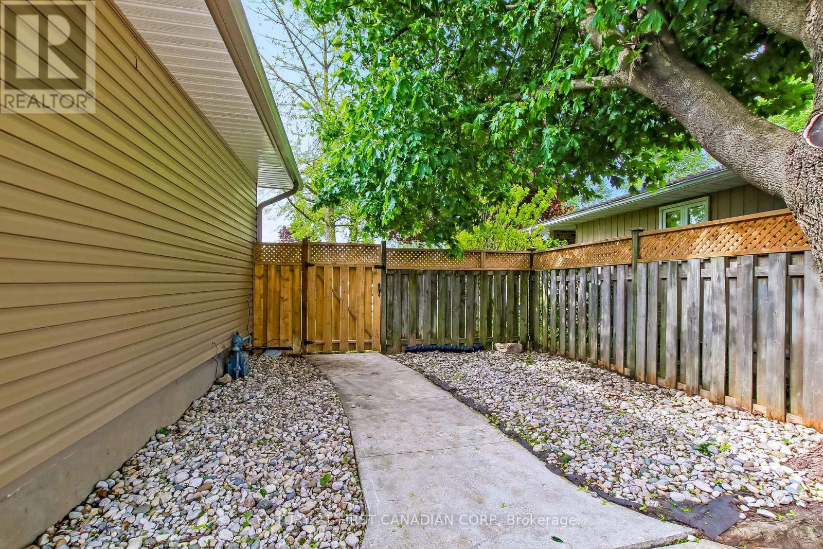 20 Renny Crescent, London South, Ontario  N6E 2C5 - Photo 26 - X13168640