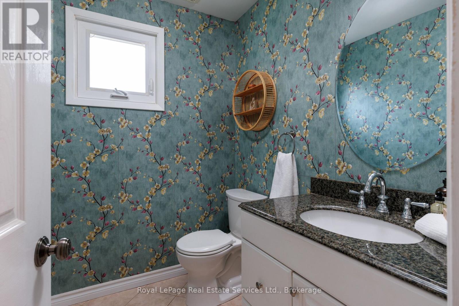117 Chalmers Street, Oakville, Ontario L6L 5P2 - Photo 18 - W13168514