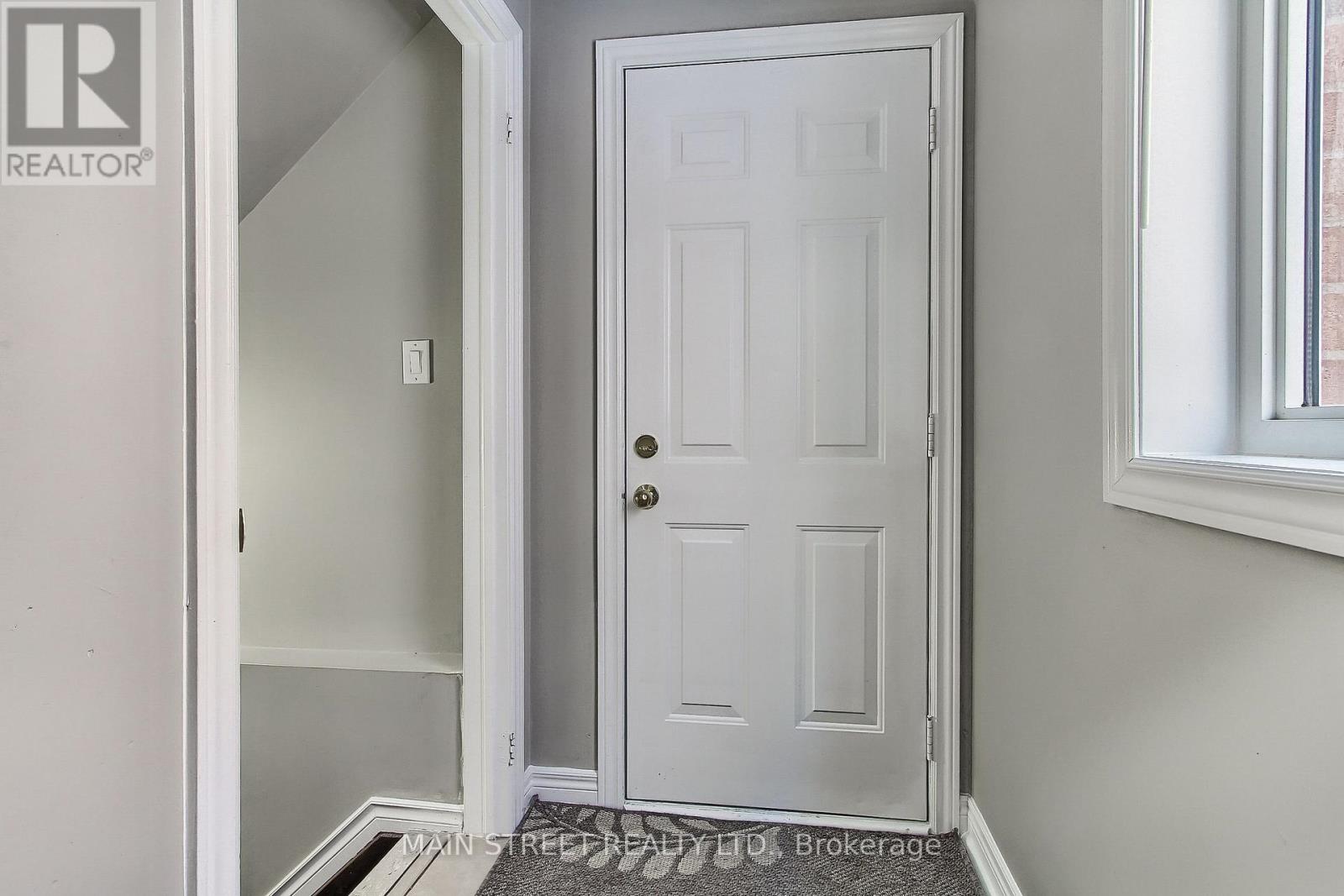 46 Silverstone Crescent, Georgina, Ontario  L4P 4A4 - Photo 43 - N12883038