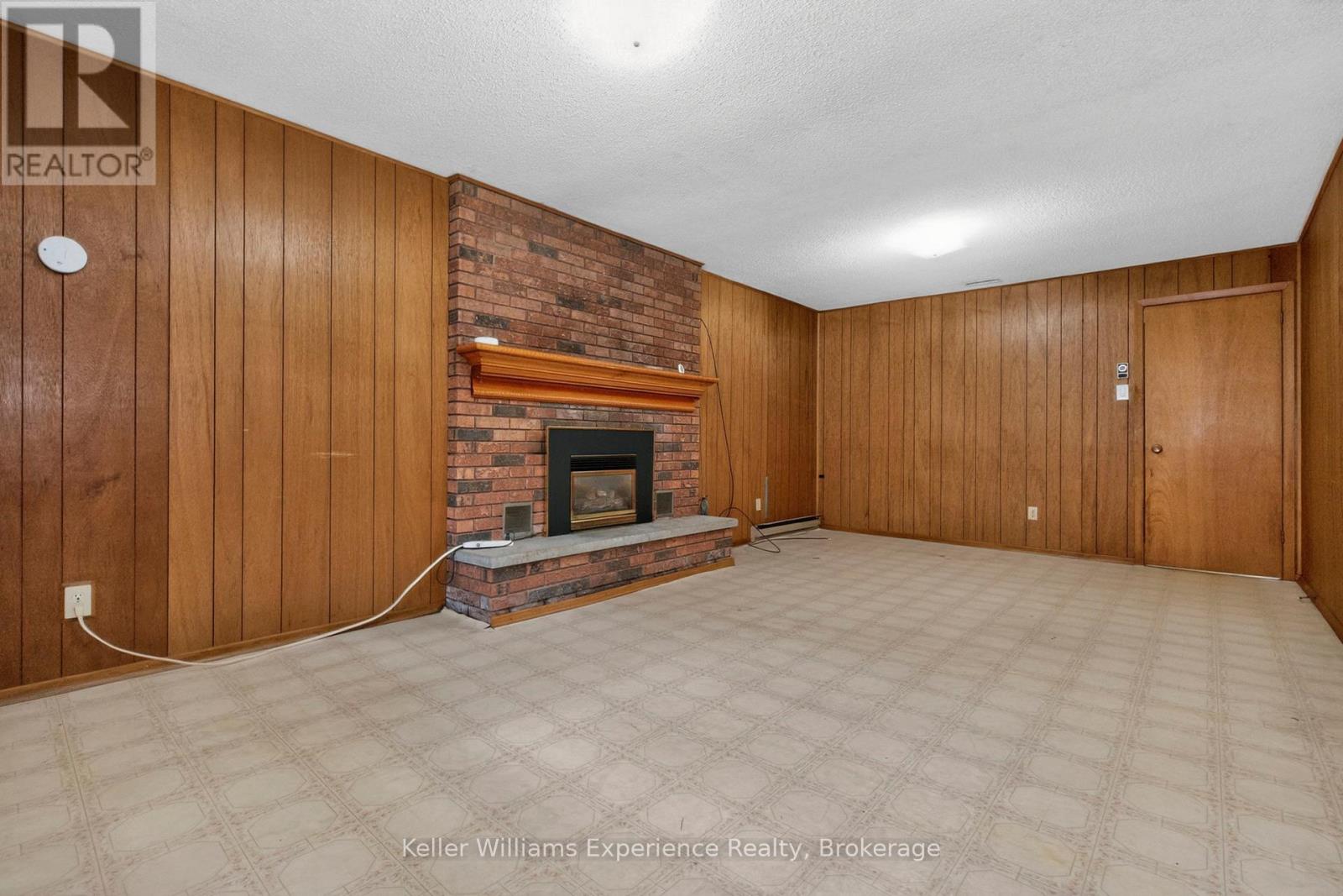 12 Richelieu Street, Penetanguishene, Ontario  L9M 1H9 - Photo 32 - S13168576