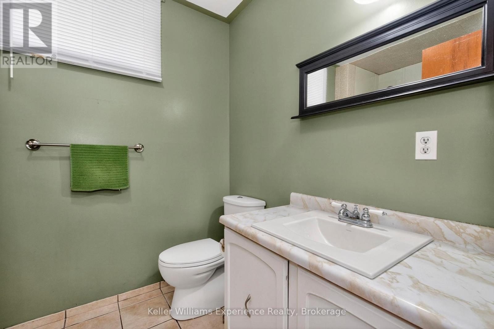 12 Richelieu Street, Penetanguishene, Ontario  L9M 1H9 - Photo 38 - S13168576